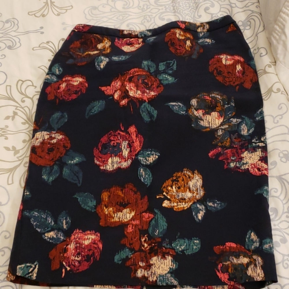Flower print pencil skirt